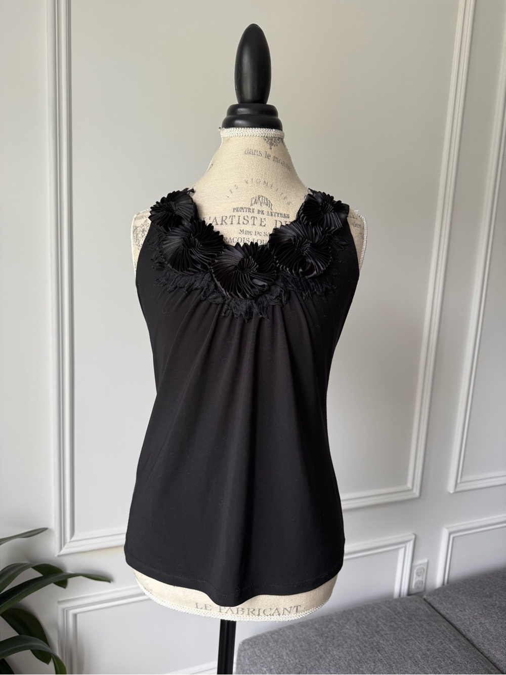 Black Floral Sleeveless Blouse